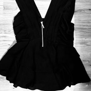 Express flowing ruffle peblum top